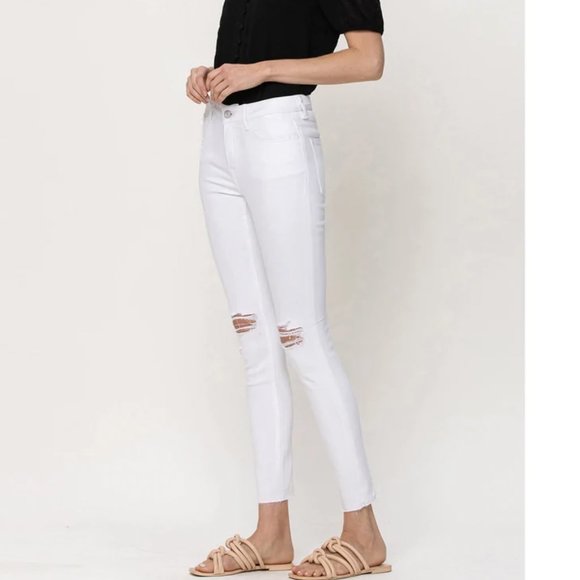 Vervet Mid Rise Distressed Jean White Amber Size 29 NWT - Picture 3 of 7
